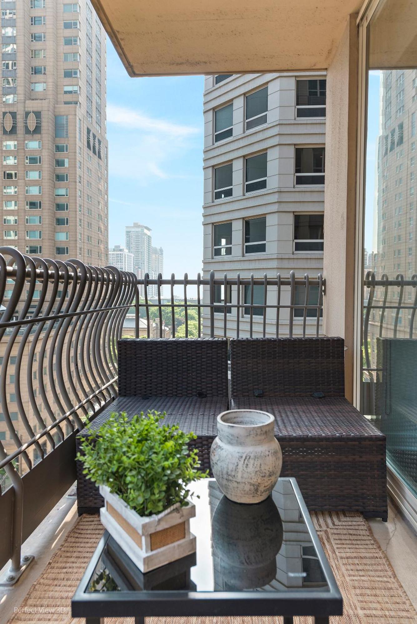 The Bernardin Gold Coast Luxury Apartments Near Magnificent Mile Chicago Kültér fotó