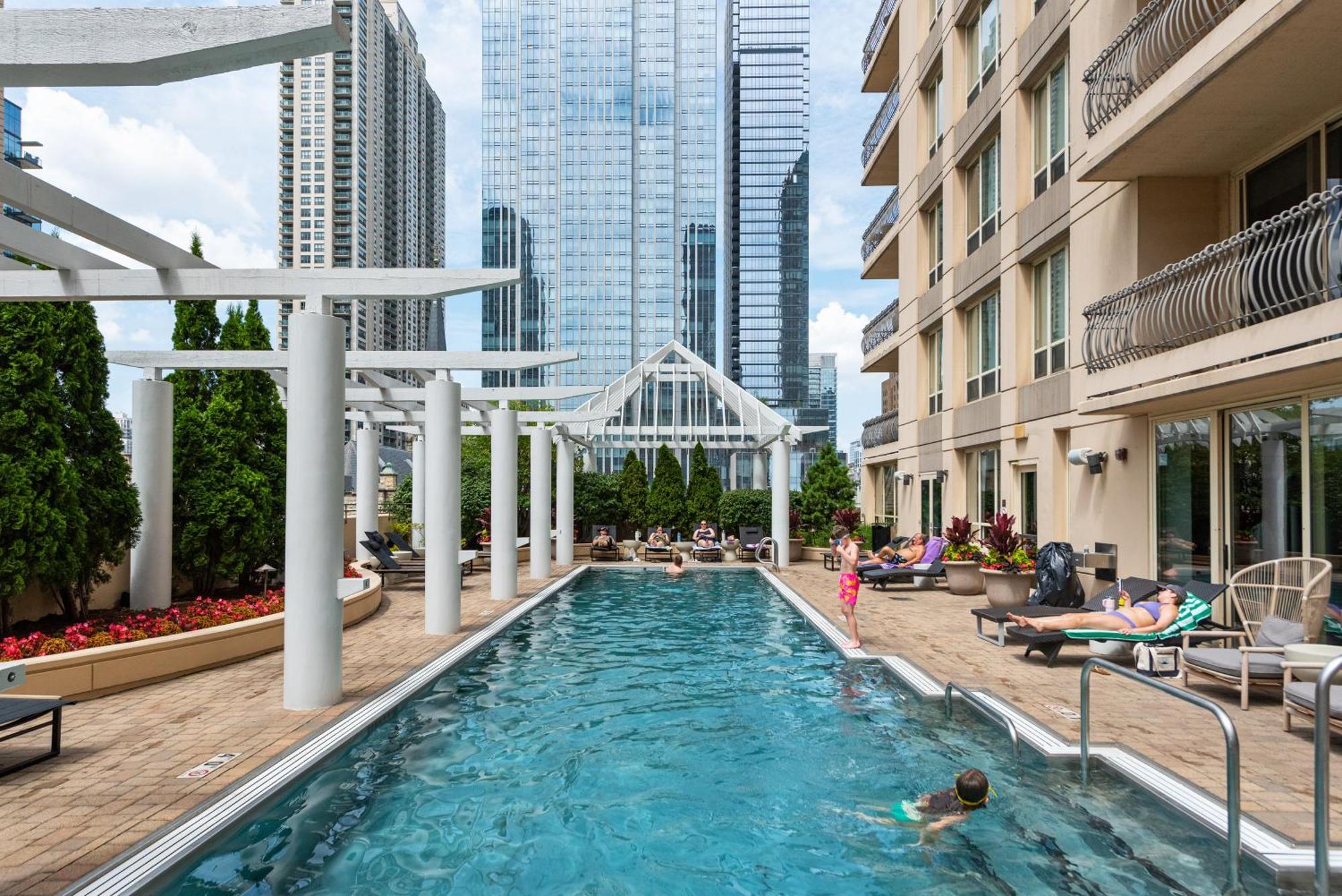 The Bernardin Gold Coast Luxury Apartments Near Magnificent Mile Chicago Kültér fotó