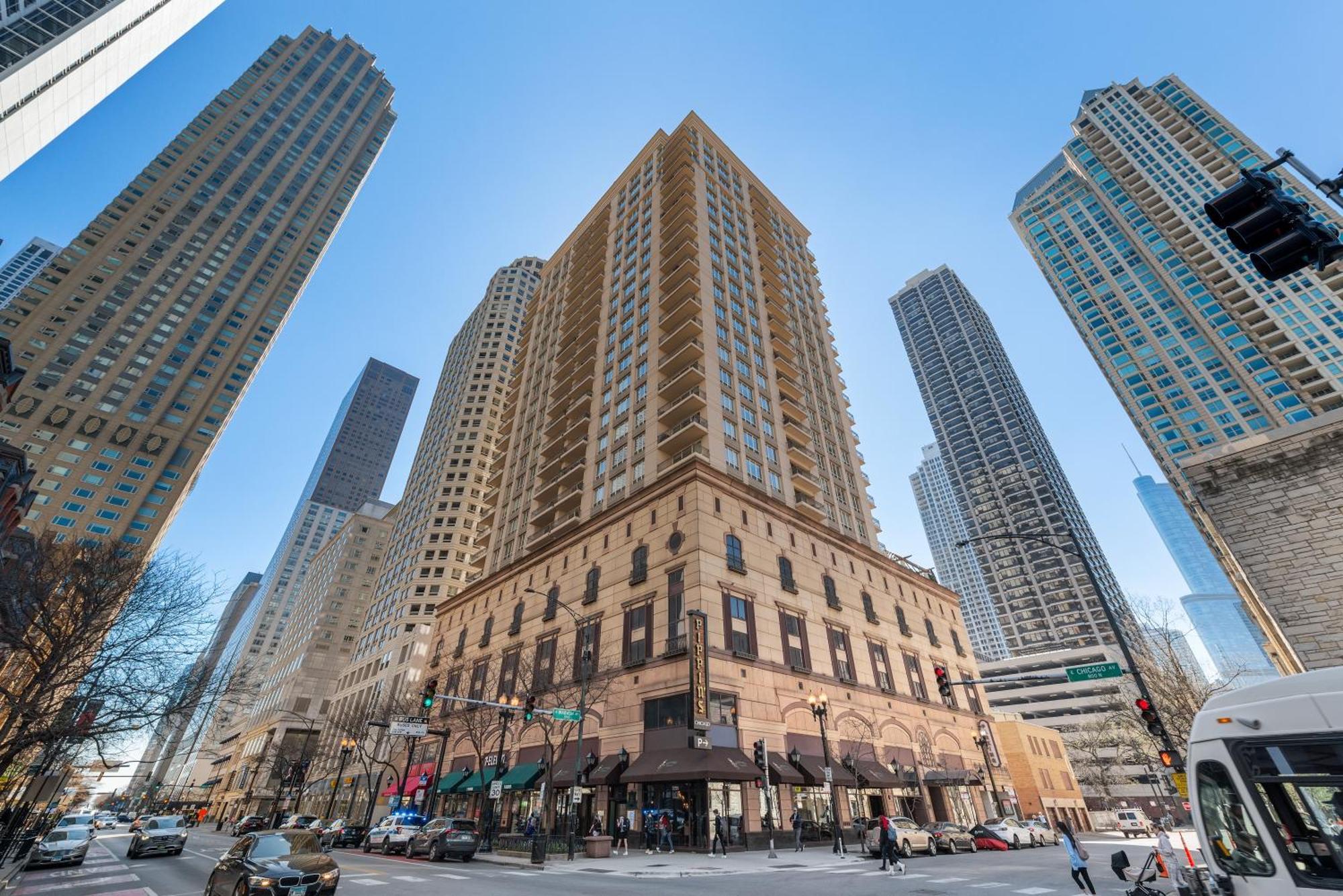 The Bernardin Gold Coast Luxury Apartments Near Magnificent Mile Chicago Szoba fotó