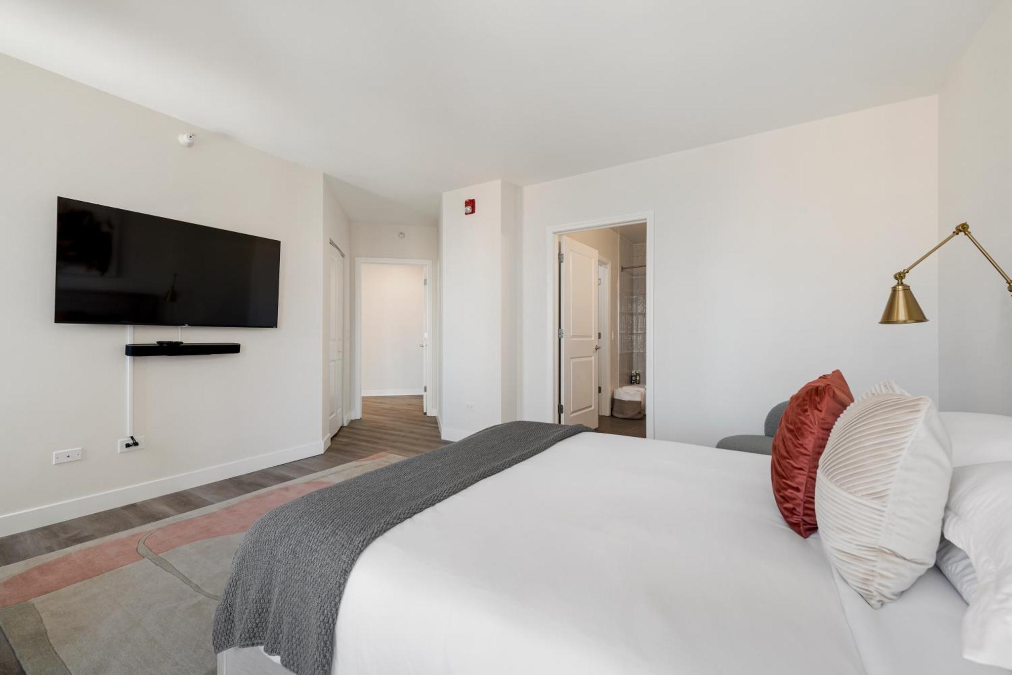 The Bernardin Gold Coast Luxury Apartments Near Magnificent Mile Chicago Kültér fotó